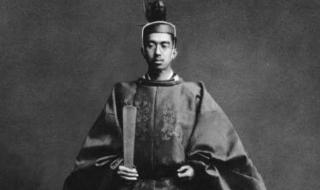 日本首相的职务 日本首相和天皇有区别吗